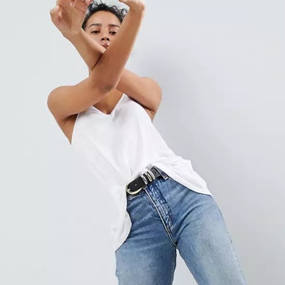 Bozzolo Tops - EUC Bozzolo Loose Fit V-Neck T Shirt Tank Top in White Sz L